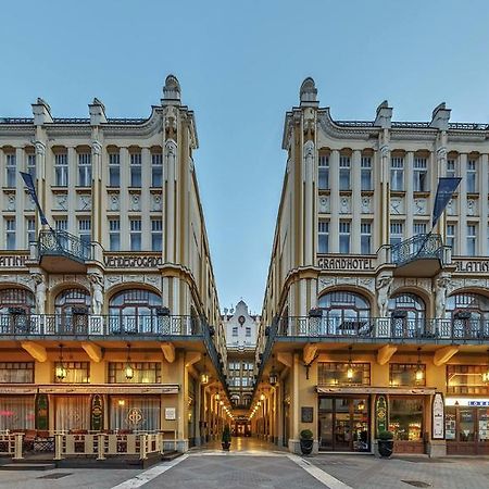 Palatinus Grand Hotel Pécs Exterior photo